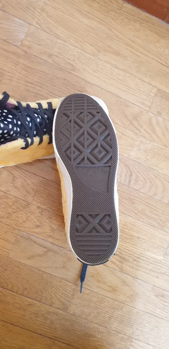 Converse Chuck Taylor 70 Peluche Amarillo