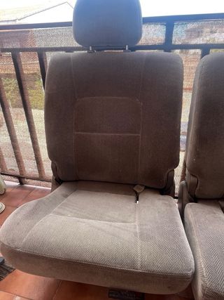 Asientos KIA Carnival 2002 traseros