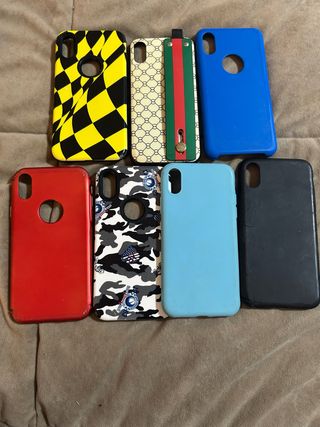 Set di 7 custodie per iPhone XS con vari design