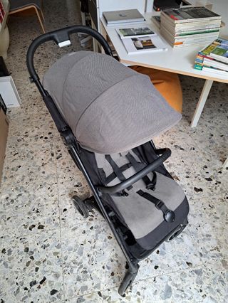 Passeggino leggero da città