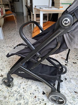 Passeggino leggero da città