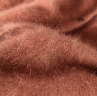 Cardigan de punto peludo rosa polvoriento