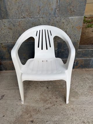 4 Sillas de Jardín Apilables