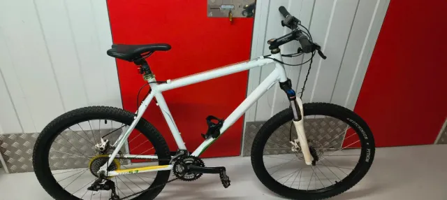 Bicicleta BTT Rockrider RR 5.3