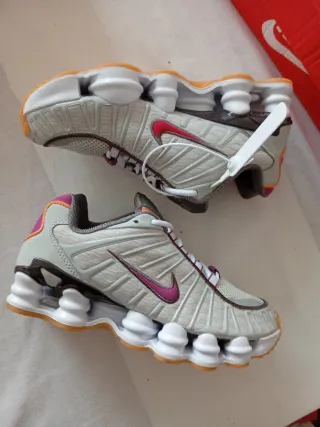 Zapatillas Nike Shox Mujer Talla 39 unisex