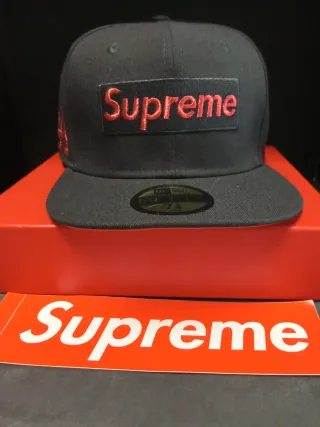 Gorra New Era - Supreme LA Negra Roja Talla7.3/8