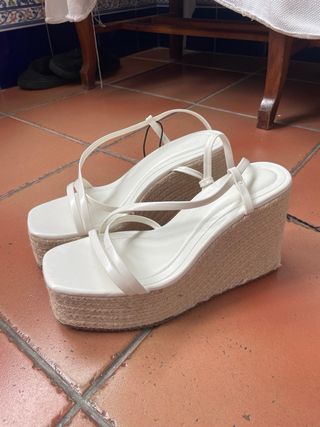 Cuñas blancas Lefties talla 38