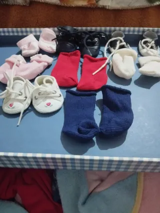 Lote de juguetes y muñecas