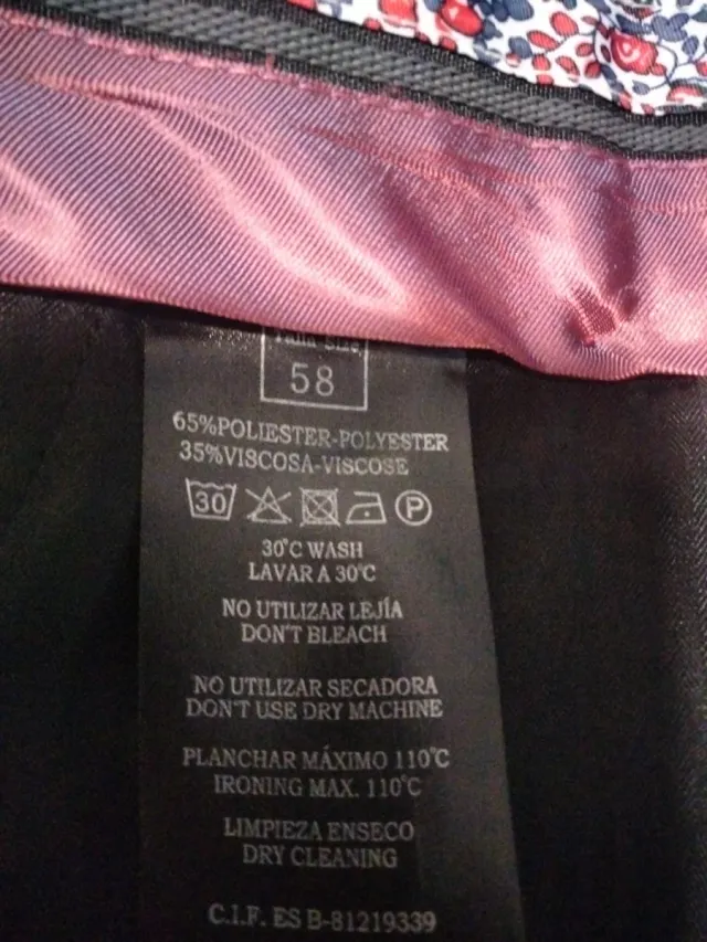 Traje de caballero gris