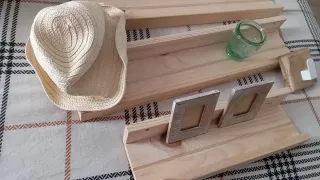 Lote 3 estanterías + decoración