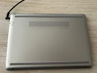 Portatil hp intel i3-10110U