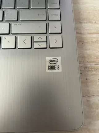 Portatil hp intel i3-10110U