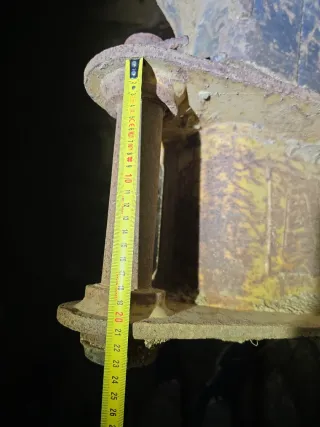 Cazo retroexcavadora pequeño