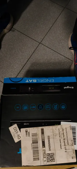 Receptor Satélite Engel RS8100Y HD