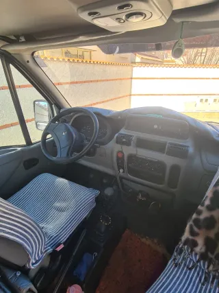 renault master camper