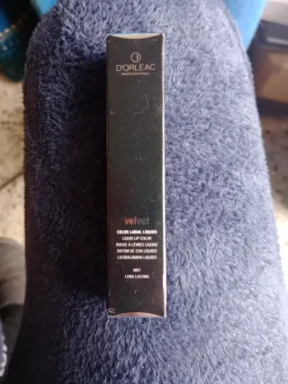 Labial mate larga duración VELVET beige