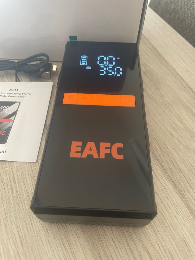 Arrancador Batería Coche/Moto etc.+ Bomba d Aire