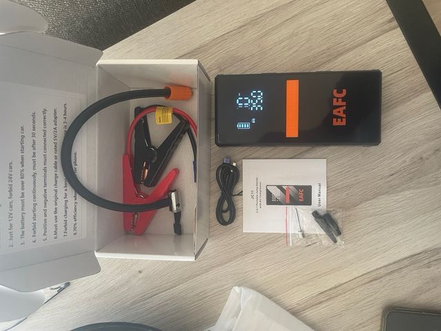 Arrancador Batería Coche/Moto etc.+ Bomba d Aire