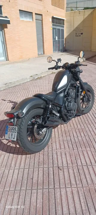 Honda Rebel 500 SP Negra