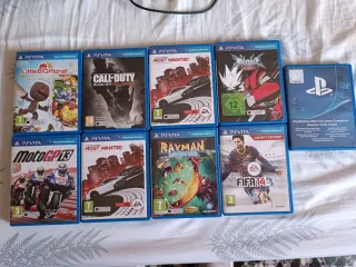 Lote 9 Giochi PS Vita (LittleBigPlanet, Call of Duty)
