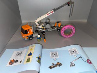 LEGO 60233 City Town Center - Usado Completo