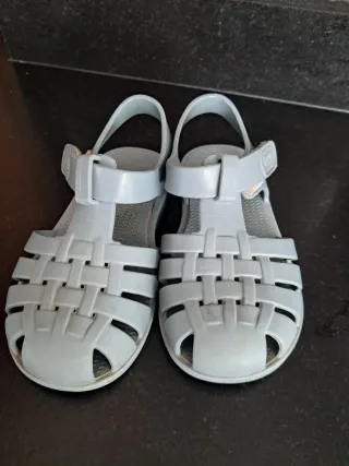 Sandalias Igor grises talla 22