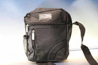 Latitudes. Bolso bandolera y estuche cartera