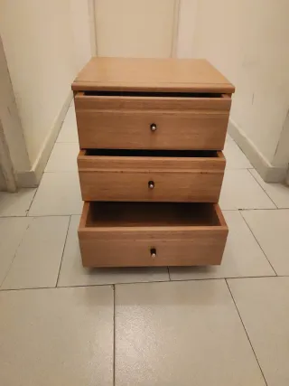 Cajonera de madera de 3 cajones