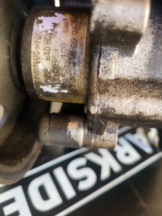 Pompa idroguida servosterzo  SLK R170 CLK 208