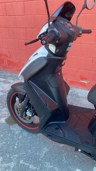 Kinco Agility City 125 Scooter 2014