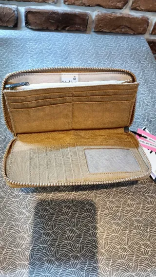 Monedero cartera grande Kipling beige mujer