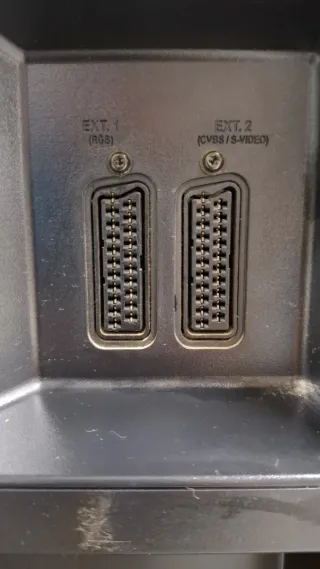 Televisión Philips 42" + Mando