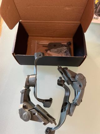 Auriculares Tácticos y Accesorios Caza