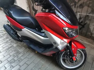 Yamaha Nmax 2016 Roja y Plata