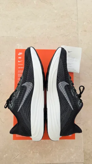 Nike Pegasus Plus T42.5