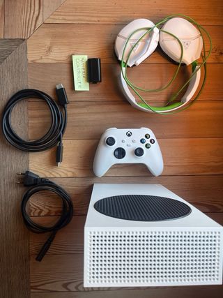 Xbox Series S + Cuffie Turtle Beach + Kit Batterie