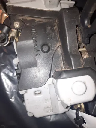 Cerradura puerta xsara