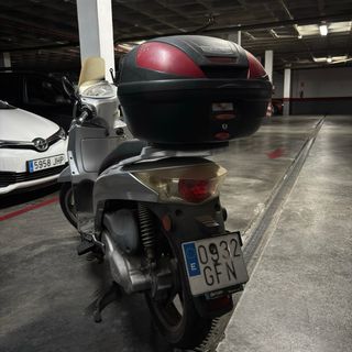 Kymco People 125cc Plata