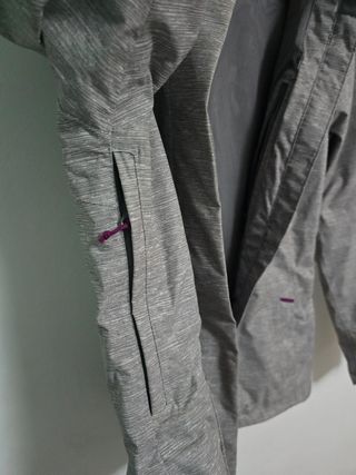 CHAQUETA IMPERMEABLE DE MONTAÑA-TREKKING.QUECHUA