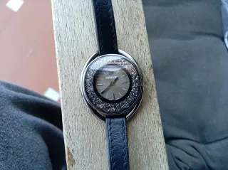 Reloj Swarovski Negro y Plateado