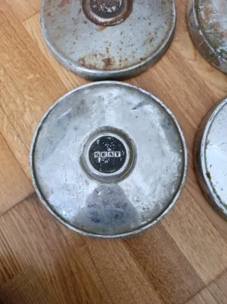 Juego de 4 tapacubos Seat 124 (4 unidades)