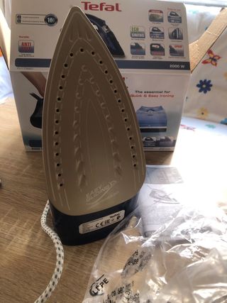 Plancha Tefal Virtuo FV1739E0