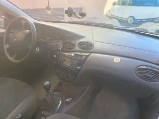 Ford Focus 2003
