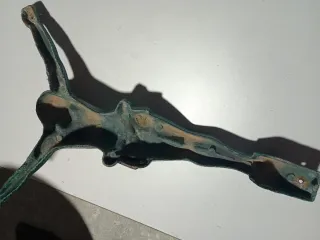 Figura Cristo Metálico Verde Vintage