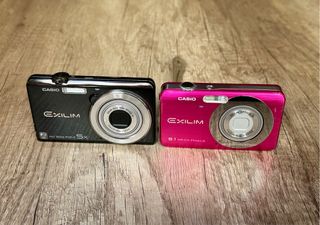 Lote 2 Fotocamere Digitali Casio EXILIM
