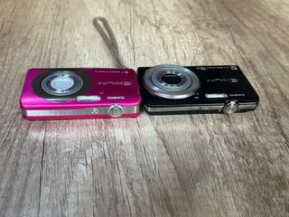 Lote 2 Fotocamere Digitali Casio EXILIM