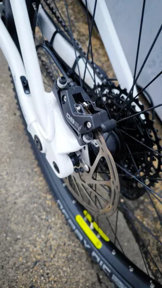 Bicicleta Husqvarna MC2 con muchos extras