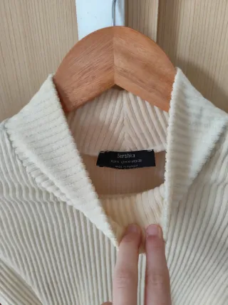 Jersey pana crema cuello alto talla única