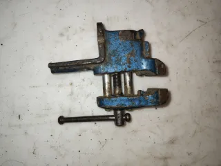 Tornillo de banco pequeño