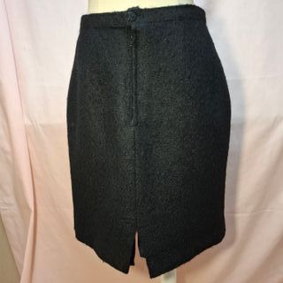 Falda Lana Negra Clásica